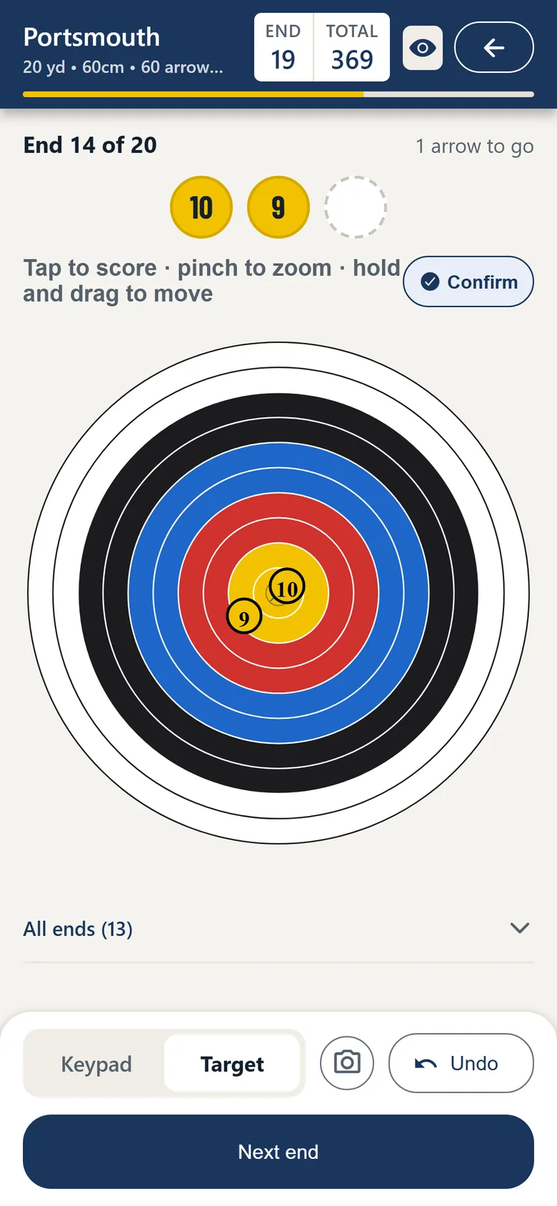 Il segnapunti TargetAce a metà volée: un 10 e un 9 tracciati sulla visuale
